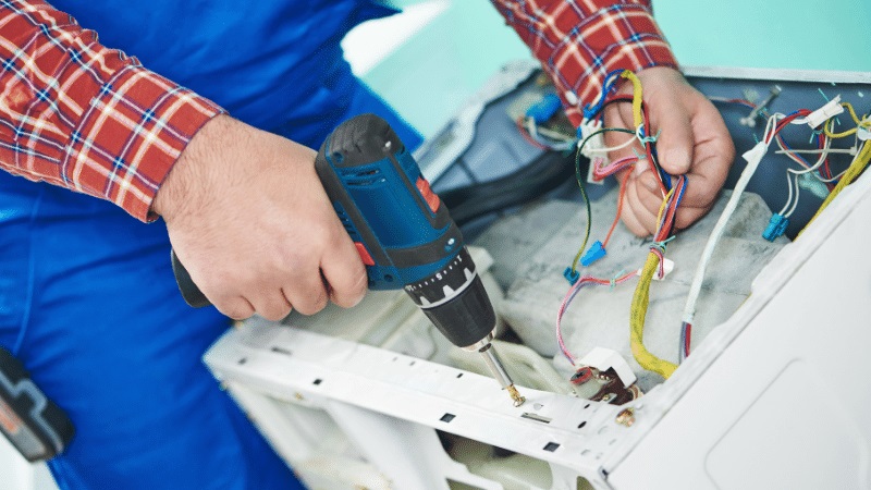 Zeytinburnu Maktek Maktek çamaşır makinesi kart tamiri – Su almama arızası orijinal parça ile giderildi. - Teknik servis örneği